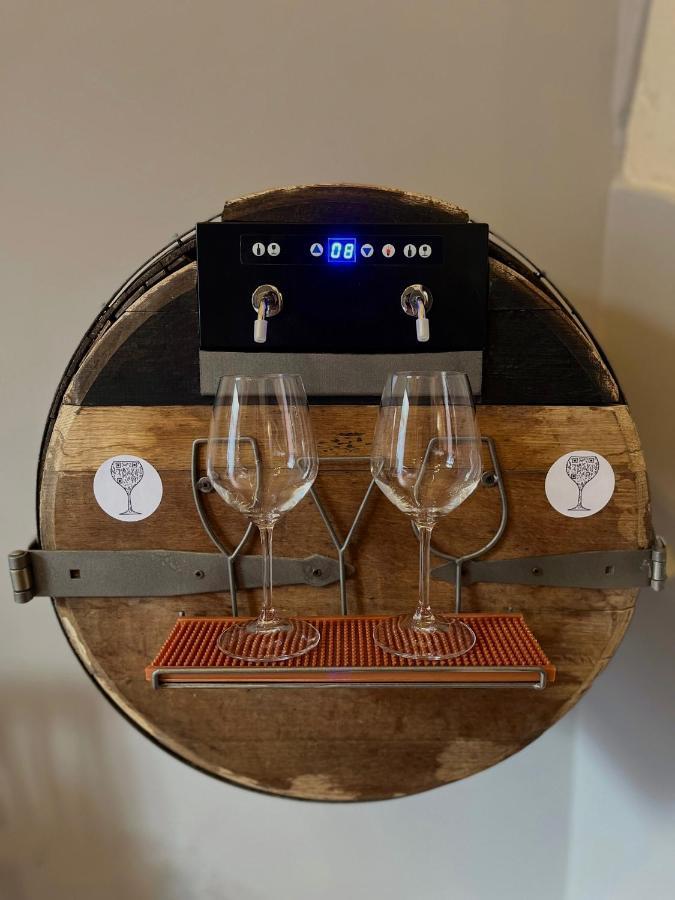 Wineexperience- Wine&Jacuzzi Suite 레체 외부 사진